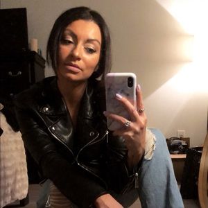 Meet your Posher, Jenna